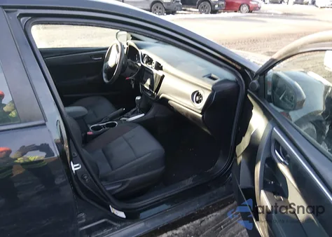 2019 Toyota Corolla Le z USA, uszkodzony, nr VIN 2T1BURHE2KC150279